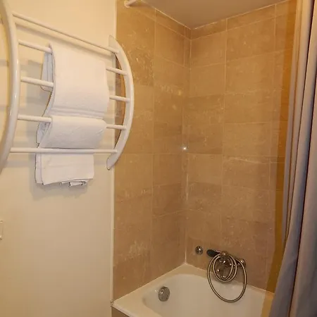 Apartment Studio Bouchardon5 *